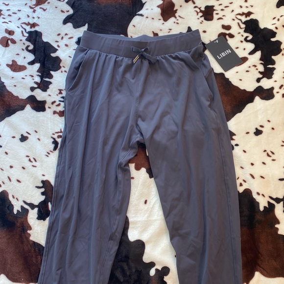 NWT Women’s joggers - Picture 2 of 5